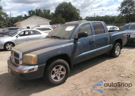 2005 Dodge Dakota Slt z USA, uszkodzony, nr VIN 1D7HW48K15S163935